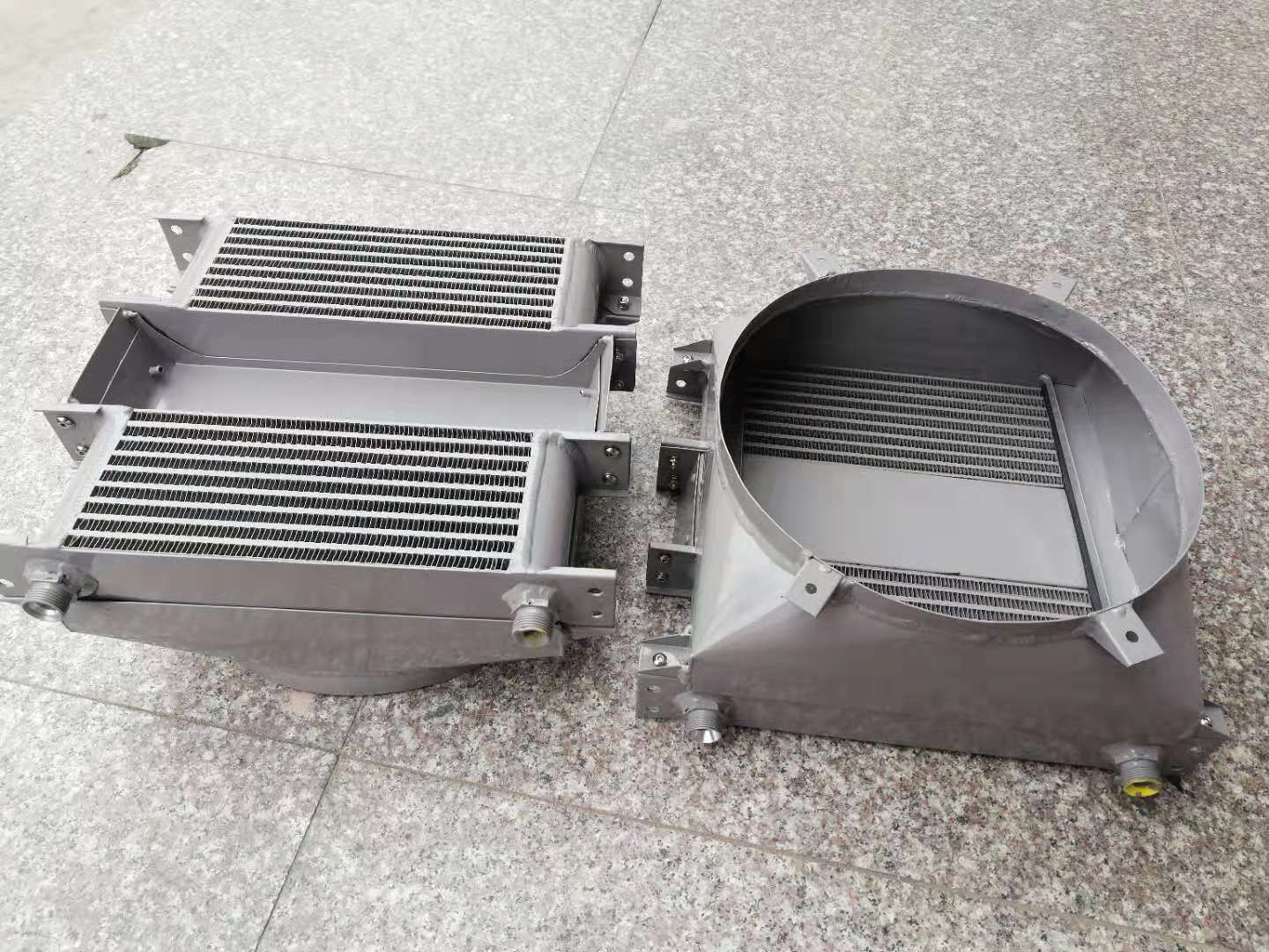 空氣-滑油散熱器